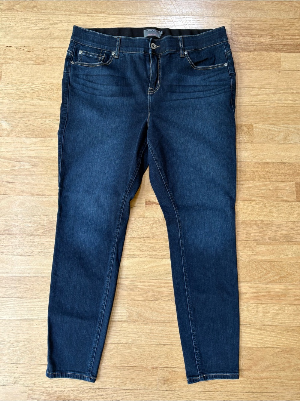 Torrid Premium Stretch Bombshell Skinny Jeans Size 20 in Excellent Condition